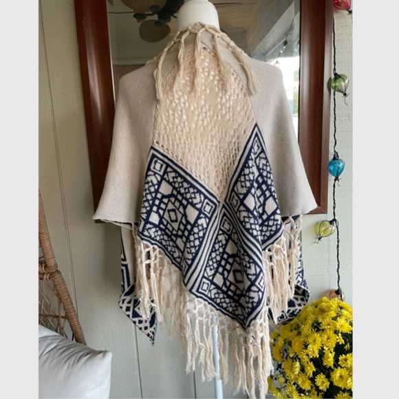 Flying Tomato - Boho Sweater Wrap - Picture 4 of 7